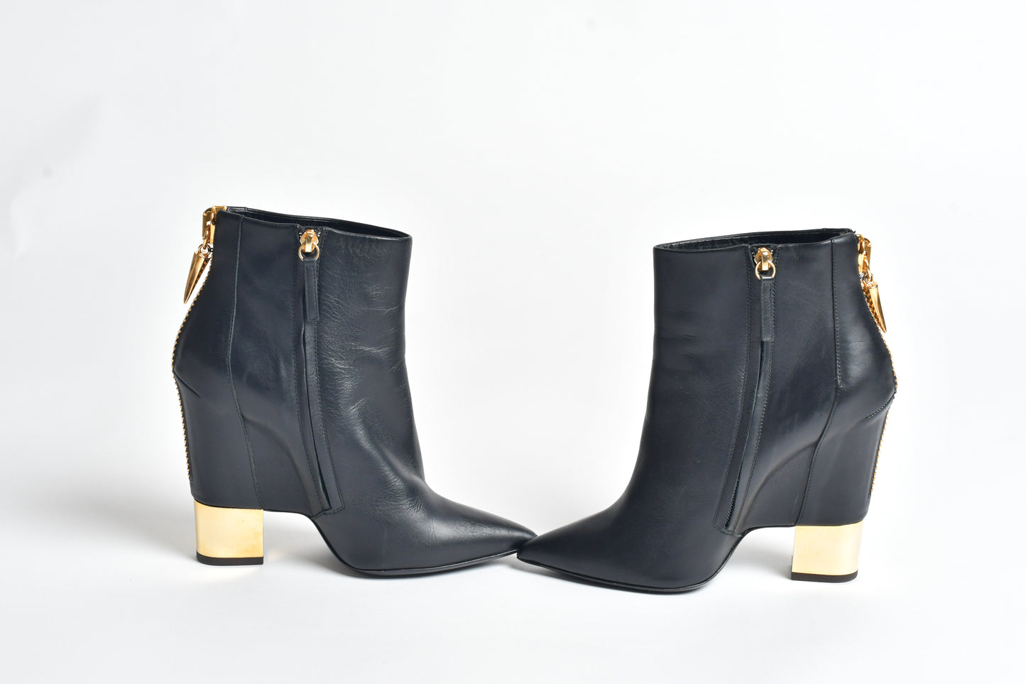 Giuseppe Zanotti - Gold Claw Zip Pointed Toe Bootie